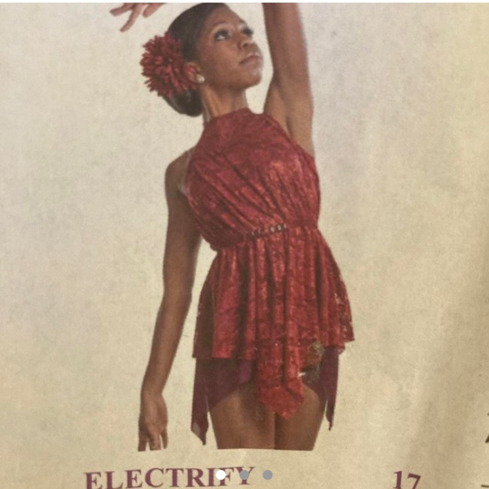 Contemporary/lyrical costume dance